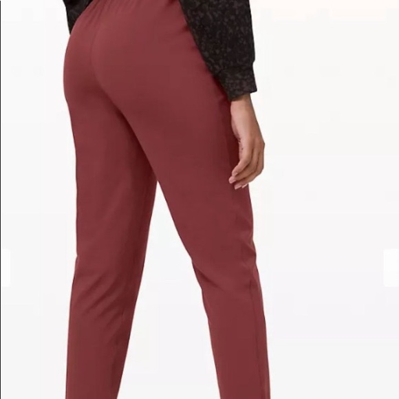Lululemon Keep Moving 7/8 Pants - Picture 5 of 9